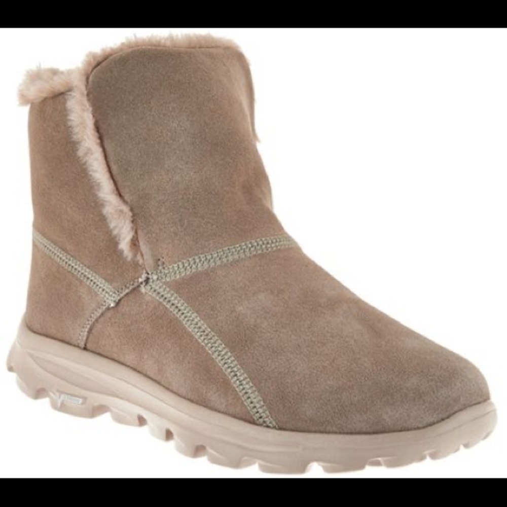 Skechers GOWalk Suede Faux Fur Boots w/ Goga Mat